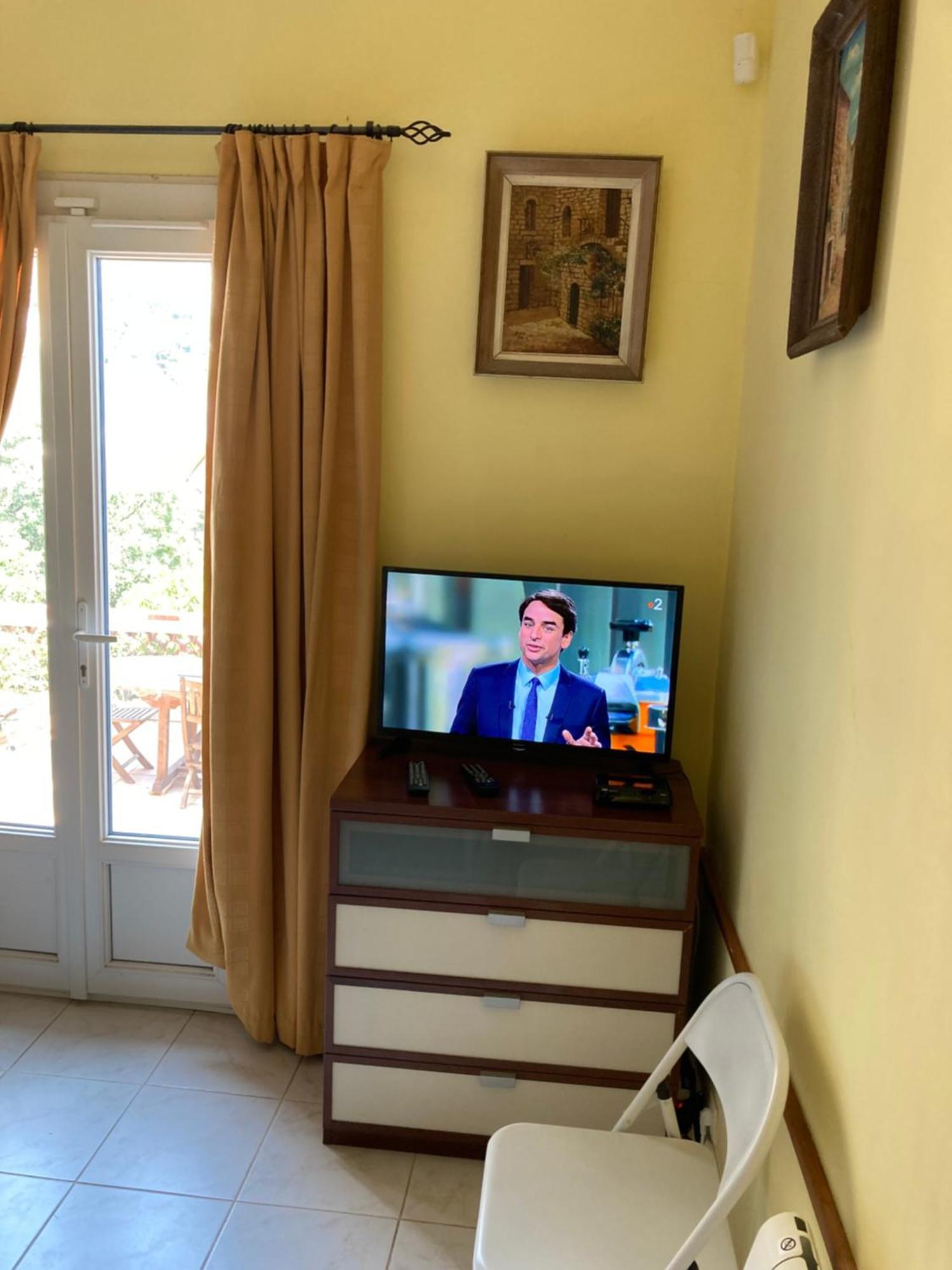 Appartement Independant Dans Villa Eze Bord De Mer Dış mekan fotoğraf